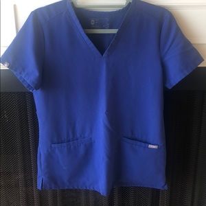 Figs Scrub Top Casma —three pocket Royal blue